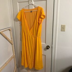 Ann Taylor wrap midi size 18